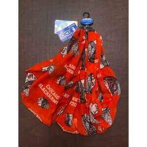 NWT Chicago Blackhawks Hockey NHL Red Black Infiniti Scarf One Size Lightweight0